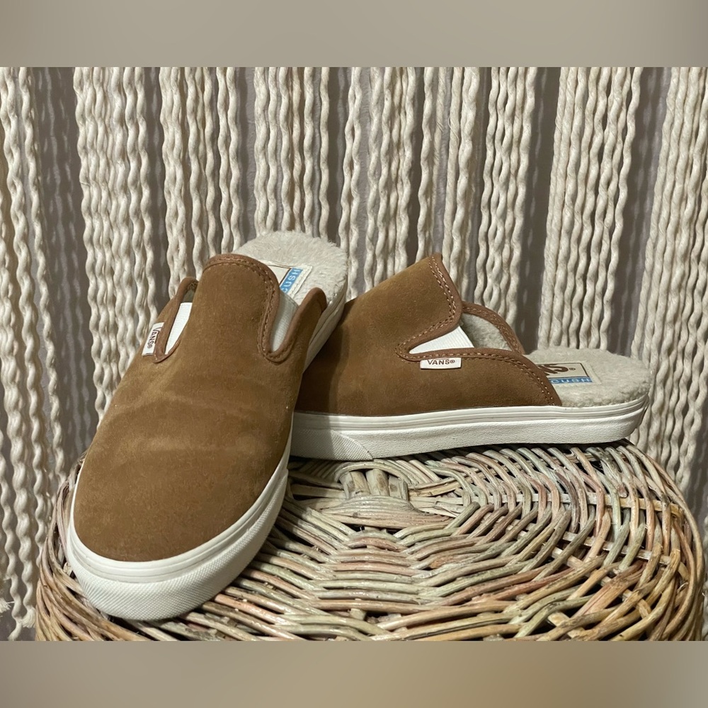 Women’s Vans Slip-ons